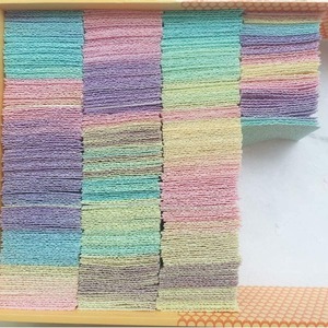 【在庫のみ】misaki つまみ細工 材料キット ちりめん 生地 カット済み グラデーション色 カラフル虹色 布 髪飾り DIY 手作り 手芸 300枚入り