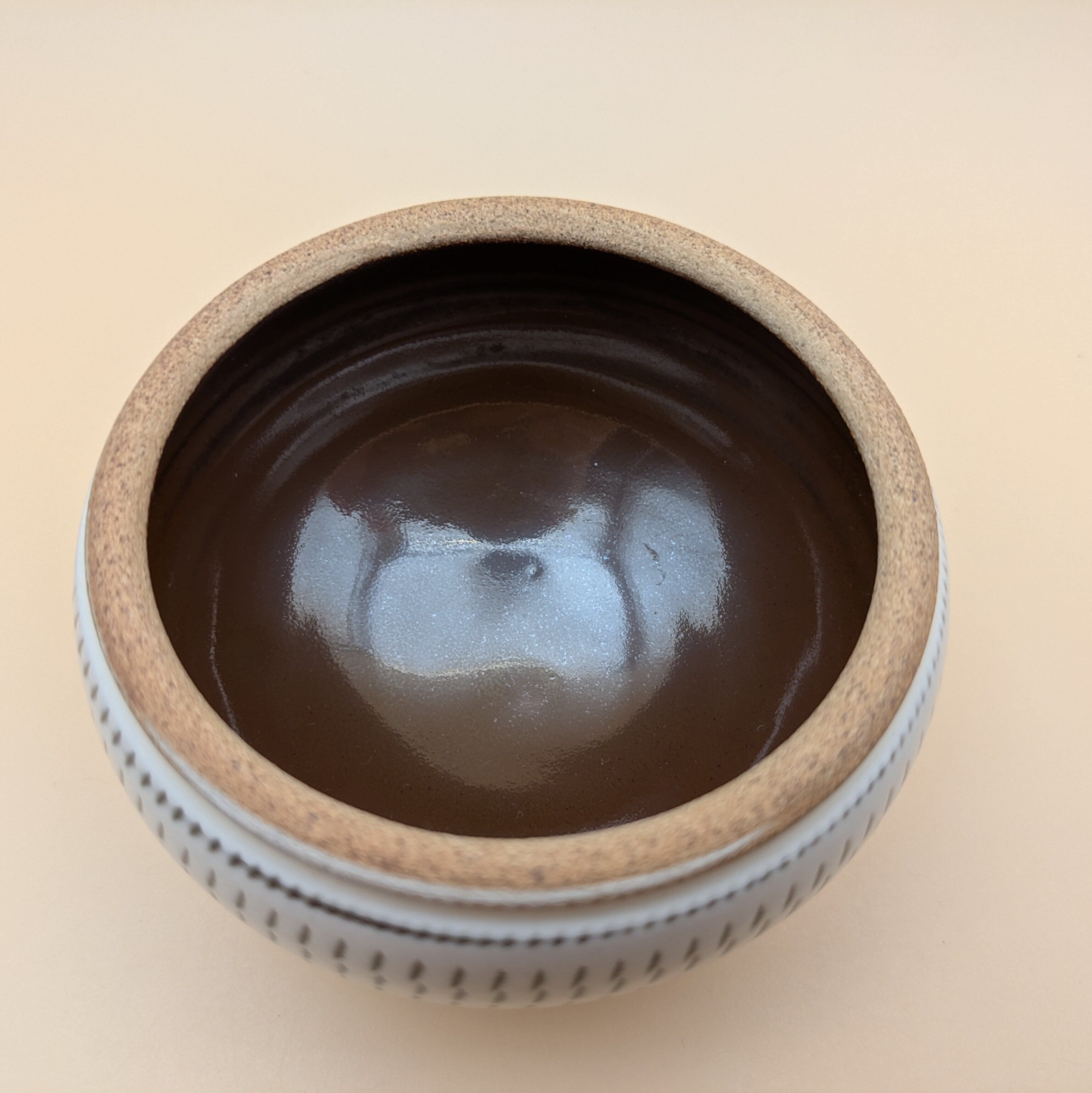 蓋つき壺 小石原焼（白釉 飛び鉋） | Pay ID