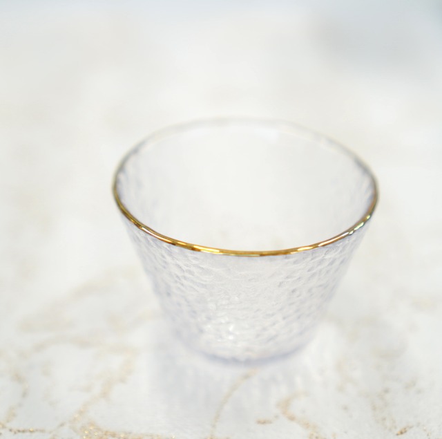 ゴールドライングラス 酒器 おちょこ 徳利 冷酒 日本酒 ゴールド アンティーク おしゃれ インテリア プレゼント ギフト 贈り物 結婚祝い 誕生日プレゼント 祝い 御祝 内祝 Seiokan Online ゴールドライングラス 酒器 おちょこ 徳利 冷酒 日本酒 ゴールド アンティーク おしゃれ インテリア プレゼント ギフト 贈り物 結婚祝い 誕生日プレゼント 祝い 御祝 内祝 Seiokan Online