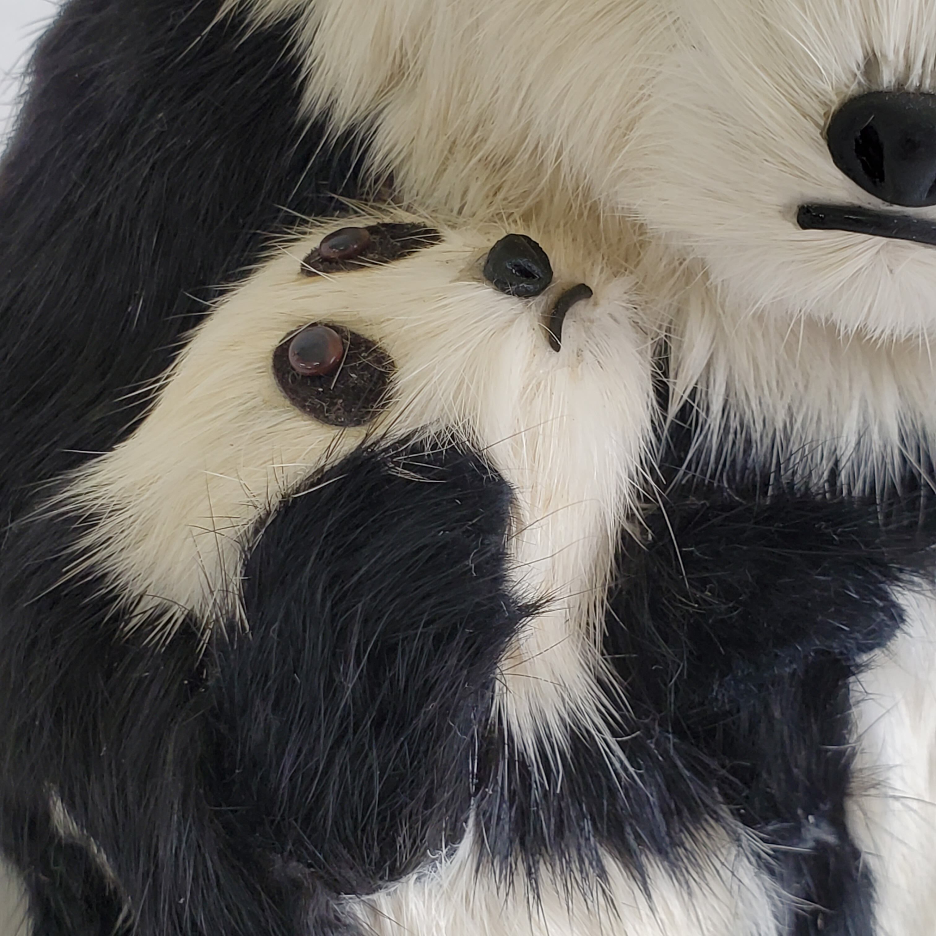 【骨董品】 リアルなパンダの置き物 2体セット 昭和レトロ アンティーク 骨董品】 リアルなパンダの置き物 2体セット 昭和レトロ アンティーク