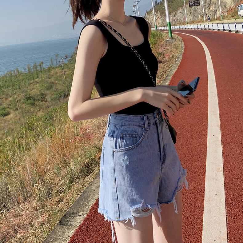 ショートパンツ デニム 切りっぱなし セクシー ヴィンテージ風 カジュアル 大人可愛い 韓国ファッション Luluca 韓国トレンドファッション Luluca ルルカ ショートパンツ デニム 切りっぱなし セクシー ヴィンテージ風 カジュアル 大人可愛い 韓国ファッション Luluca 韓国トレンドファッション Luluca ルルカ
