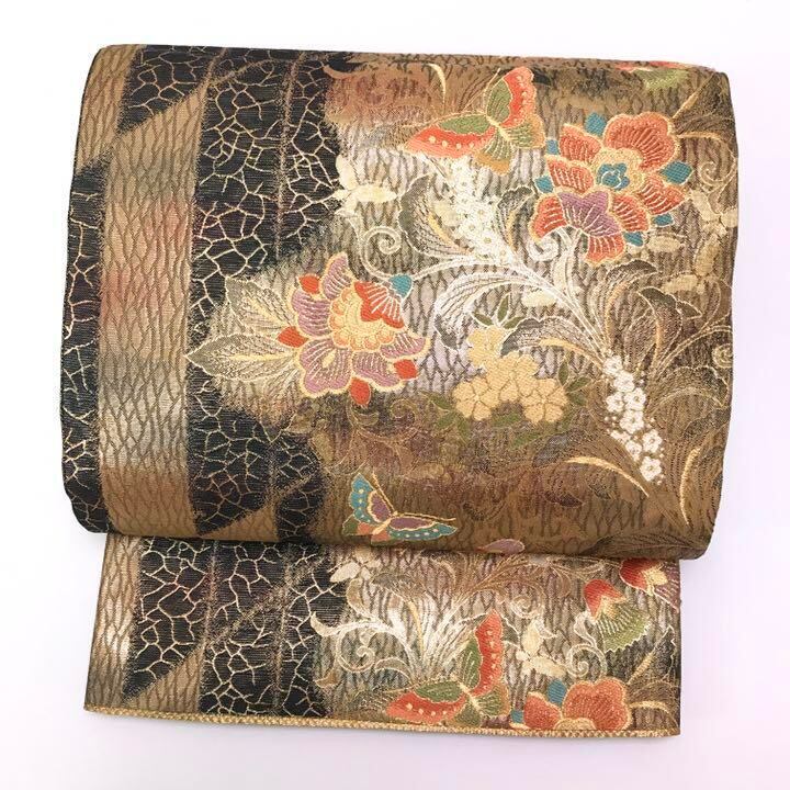 中古着物O-1657 袋帯 花唐草 花に舞う蝶々 金糸