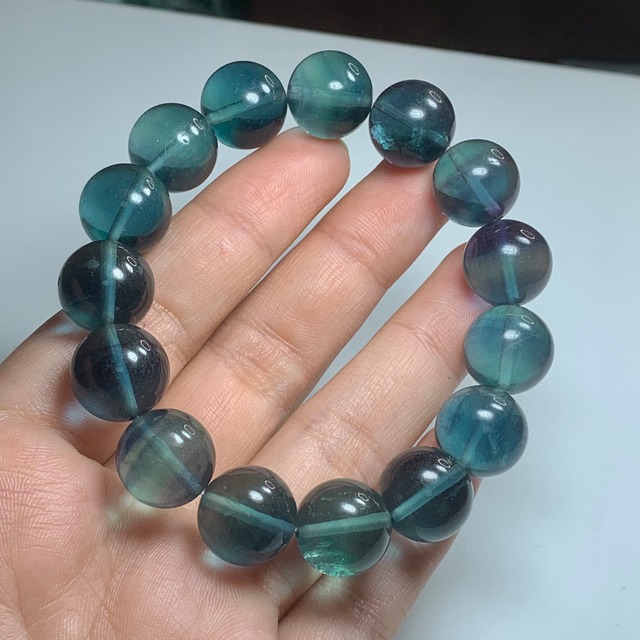 6.透明度有☆ブルーグリーンフローライトブレスレット