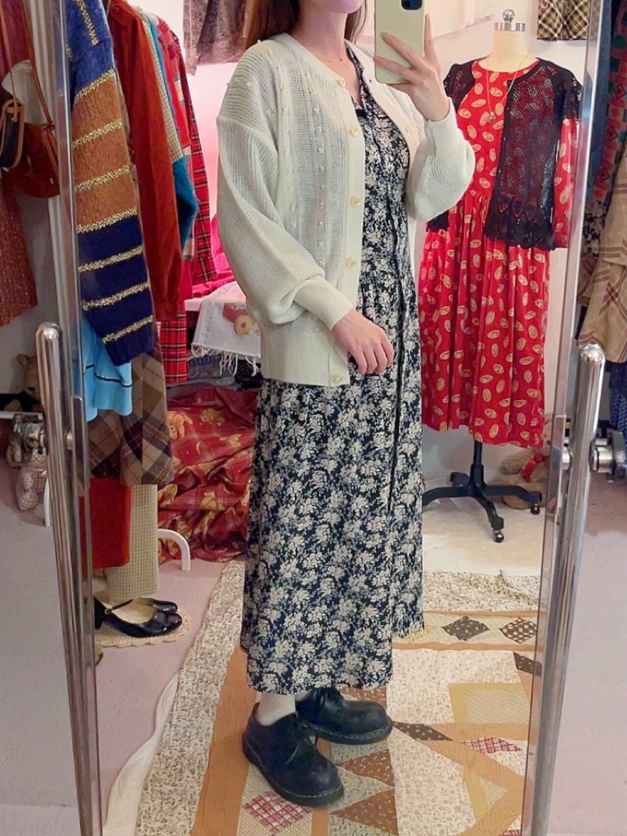 mini pearl beads white knit cardigan