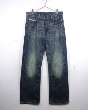 【Caka act2】“DIESEL” Good Fade Design Straight Silhouette Denim Pants