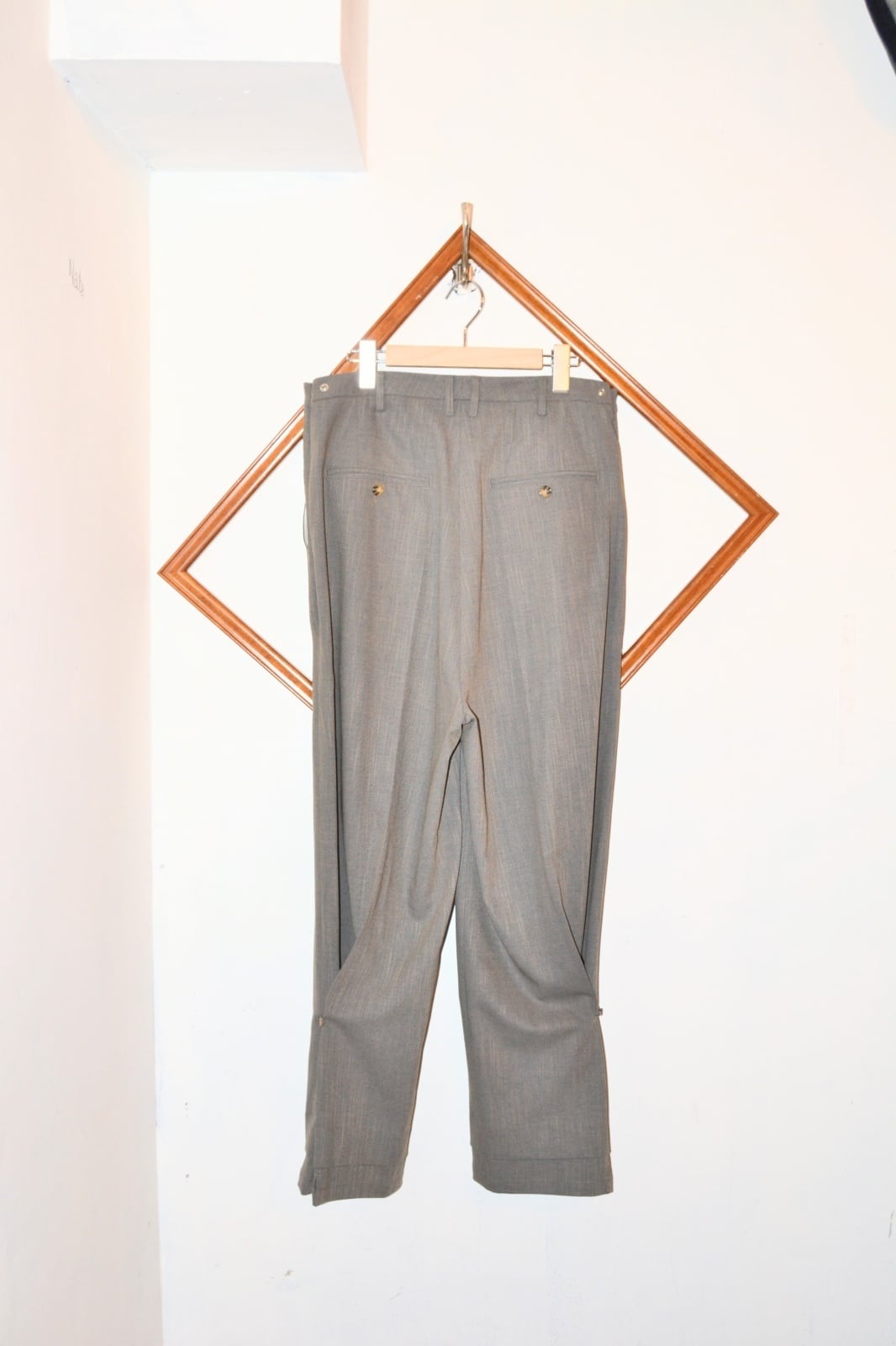 SYUMAN. / Nu Suit Trousers | L' AXE ONLINE STORE
