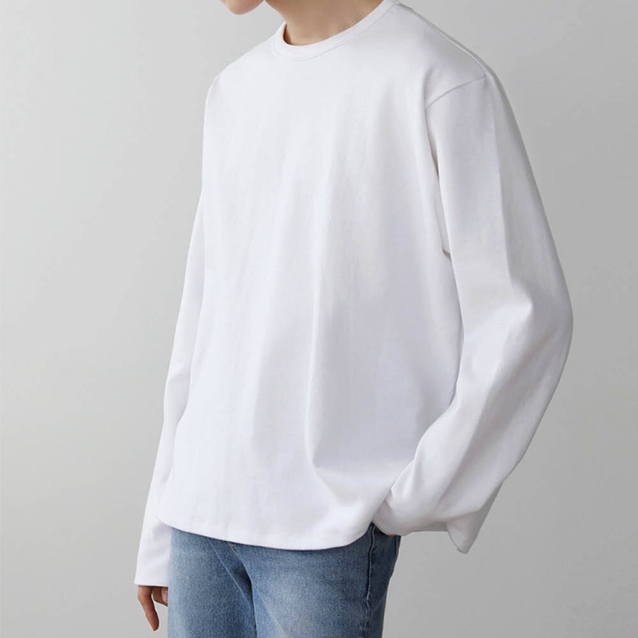 ベーシックラウンドネック薄手ロングTシャツ　MT0080054