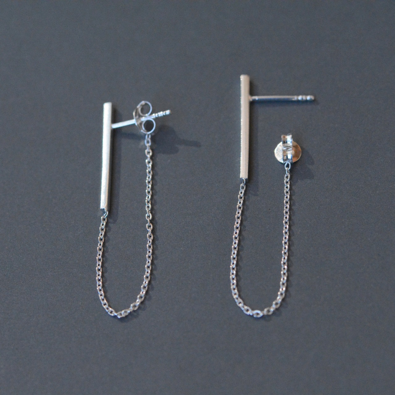 vertical-long  ピアス シルバー