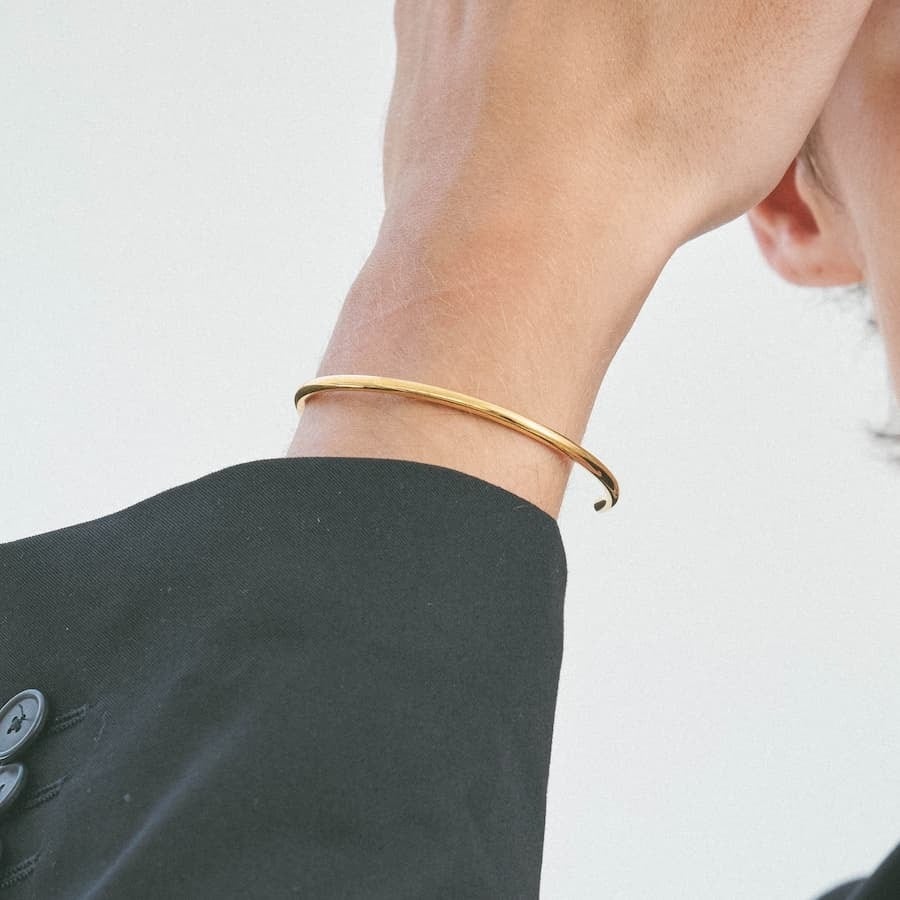 thin simple bangle (gold) #b66 | Pay ID