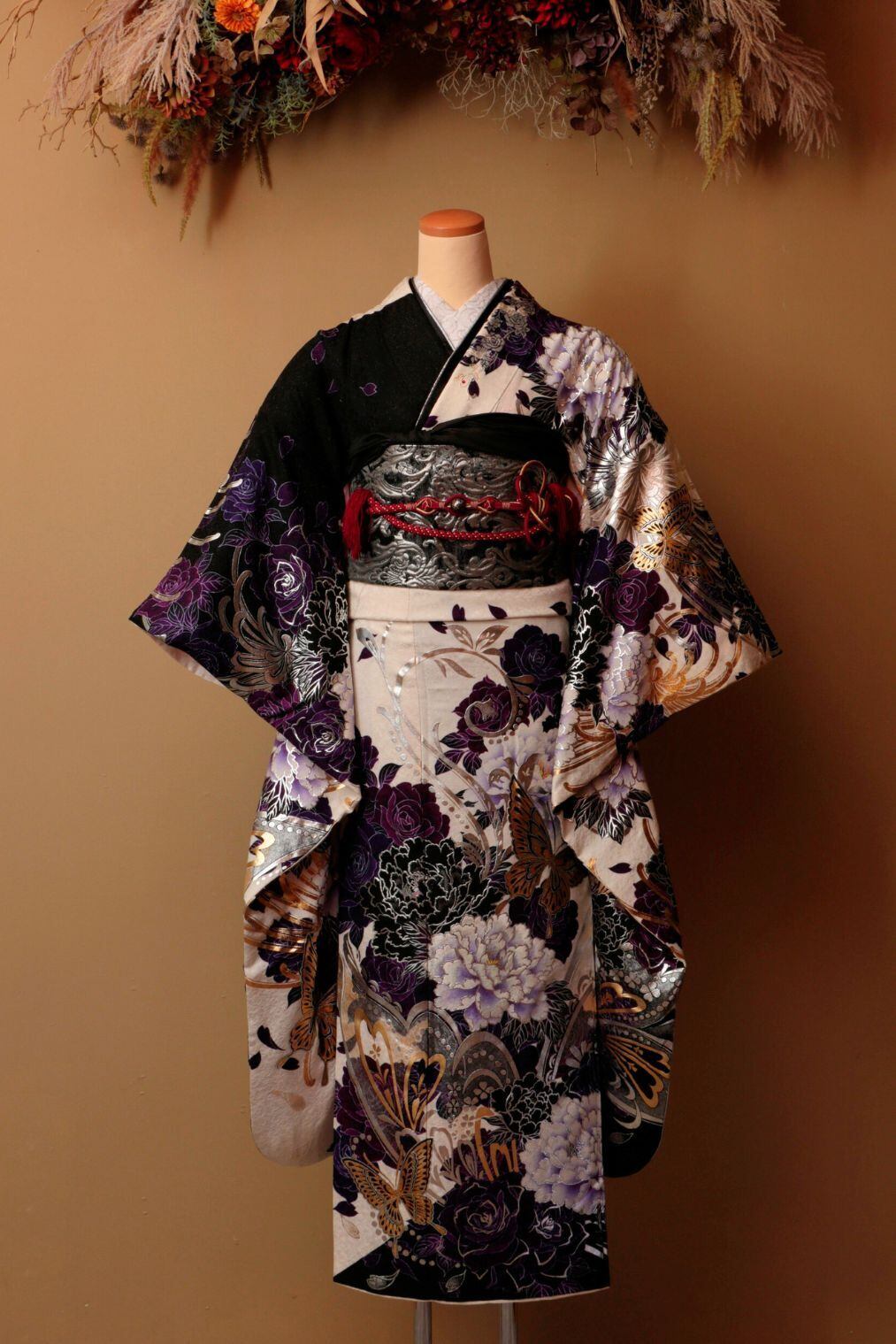 振袖 正絹 着物 単品 仕立て上がり 百花繚乱 NO34947 振袖 正絹 着物 単品 仕立て上がり 百花繚乱 ラメ 桜 赤色 渋い赤色