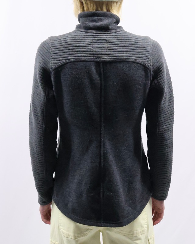 "THE NORTH FACE" pattern fleece jacket