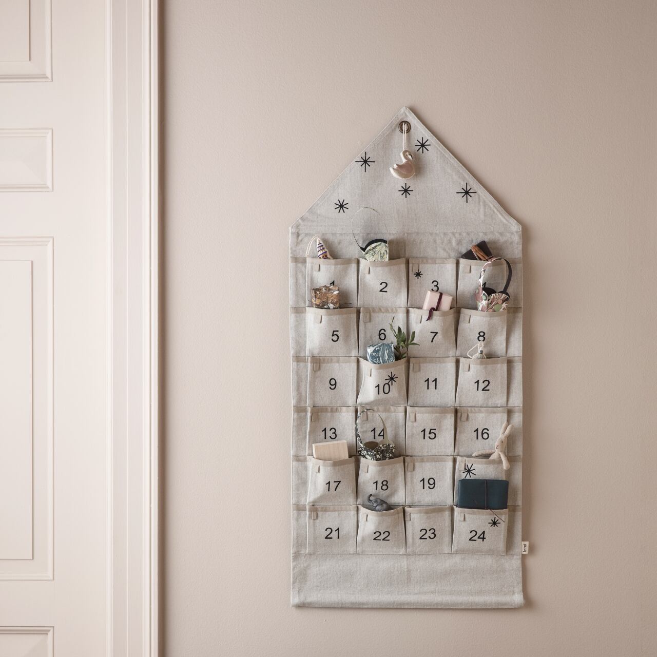 ONLINE限定】Star Christmas Calendar - Sand / スター