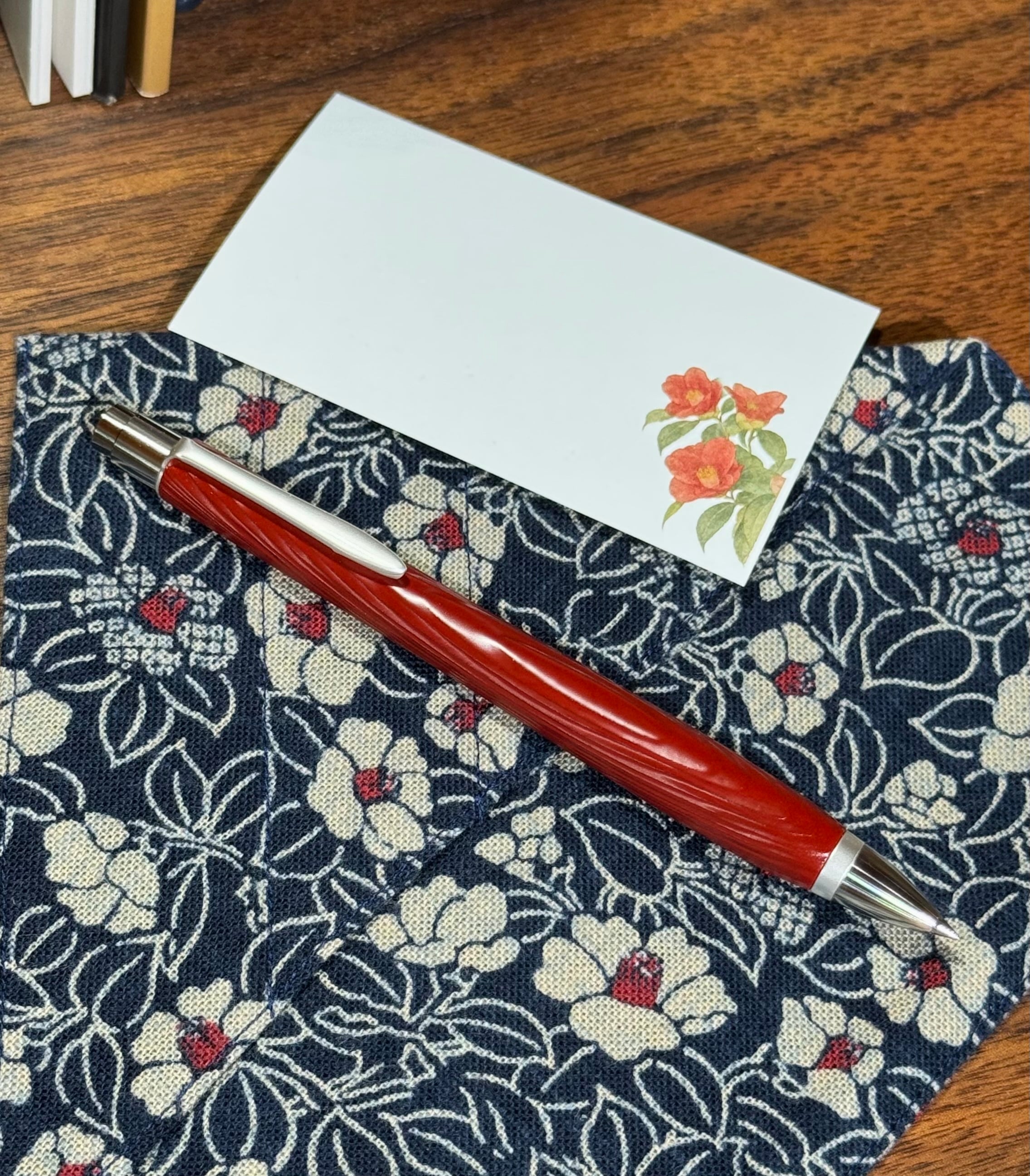 ボールペン「球（たま）」 | 匠衆・朱椿粋