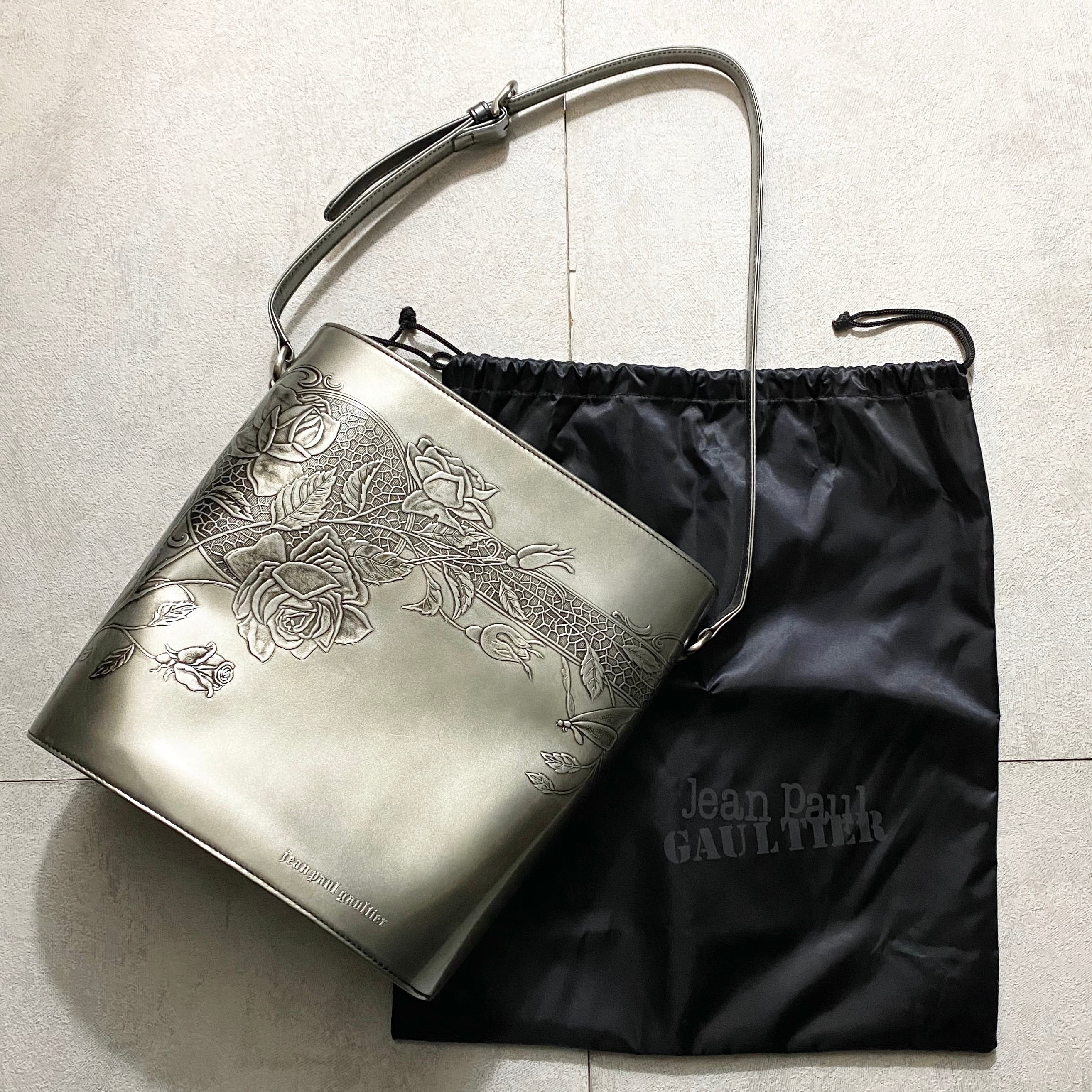 JEAN PAUL GAULTIER metallic bag “new rose”   NOIR ONLINE