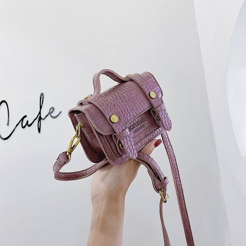 ミニバッグ女性バッグ2020ニューウェーブ夏ファッションテクスチャーショルダーバッグネット赤い海野生のクロスボディバッグ Tiancai_Wing_Bag5469771