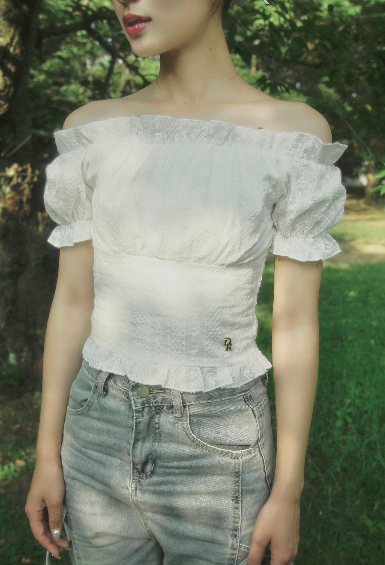 DR 2way frill lace blouse