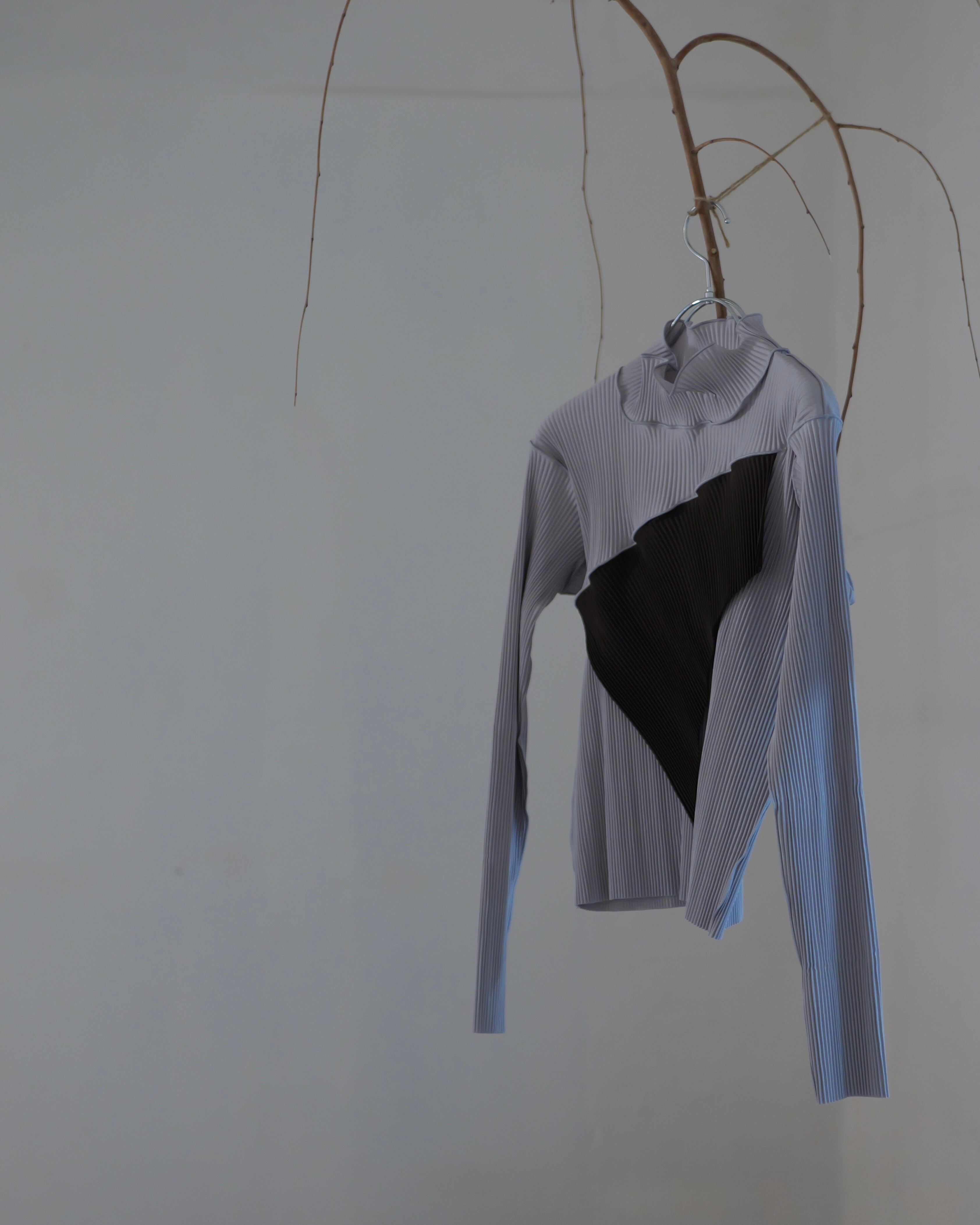 kotoha yokozawa - GHOST TODO TOP *SHORT SLEEVE +INNER ：Guava