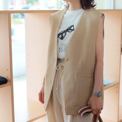 CHIGNON (シニヨン）ドットジャガード　ゴシックボタンジレ