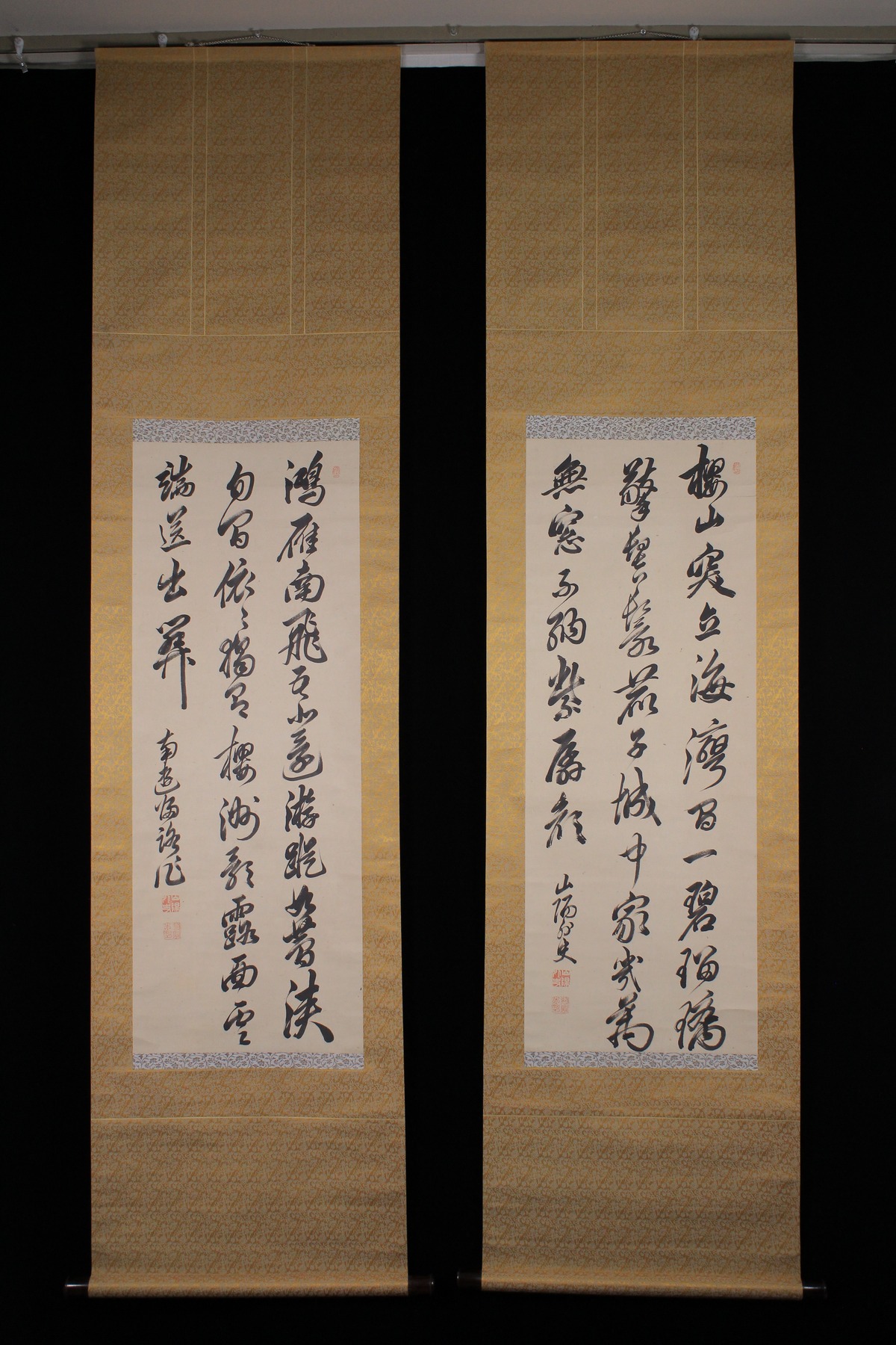 頼山陽 漢詩双幅 時代共箱 柏軒蔵在銘 紙本肉筆 掛軸 | 正一 古美術