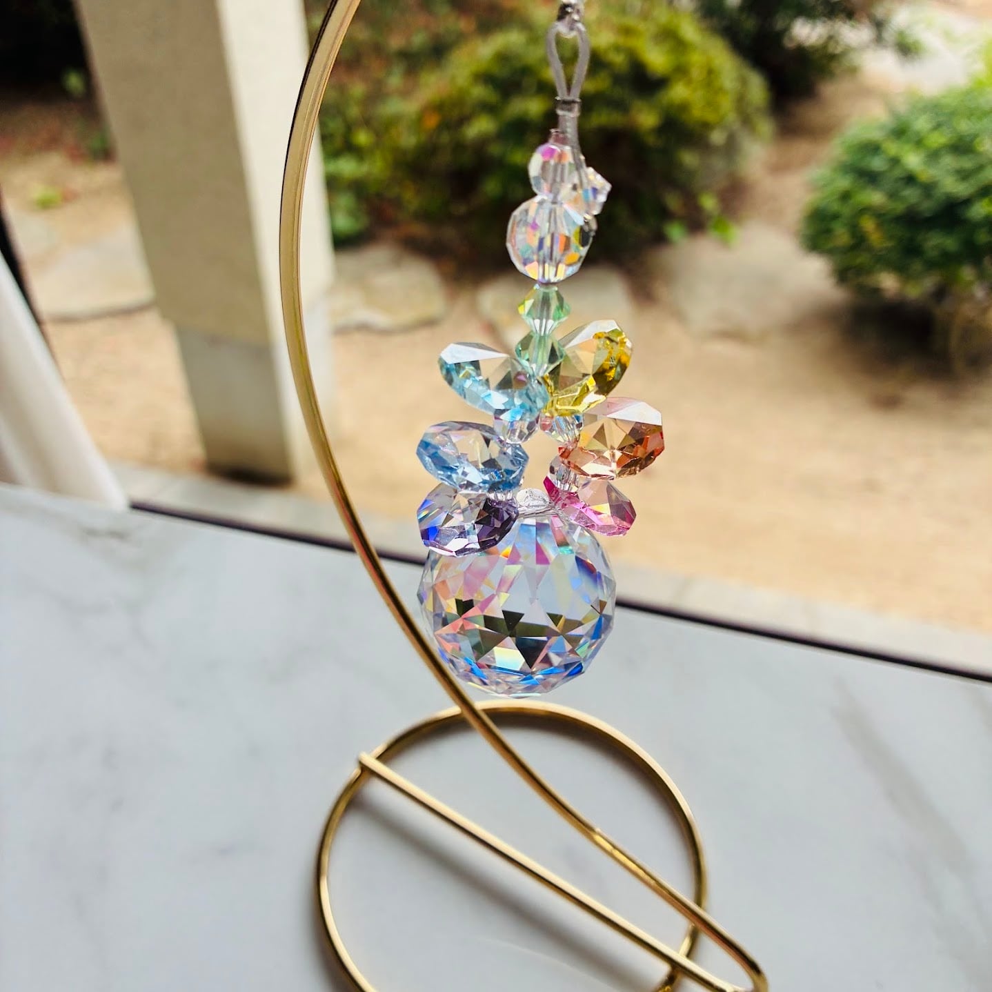 * 虹色サンキャッチャー* スタンド付き（ゴールドカラー）　2025.能登半島地震支援品　限定２０個