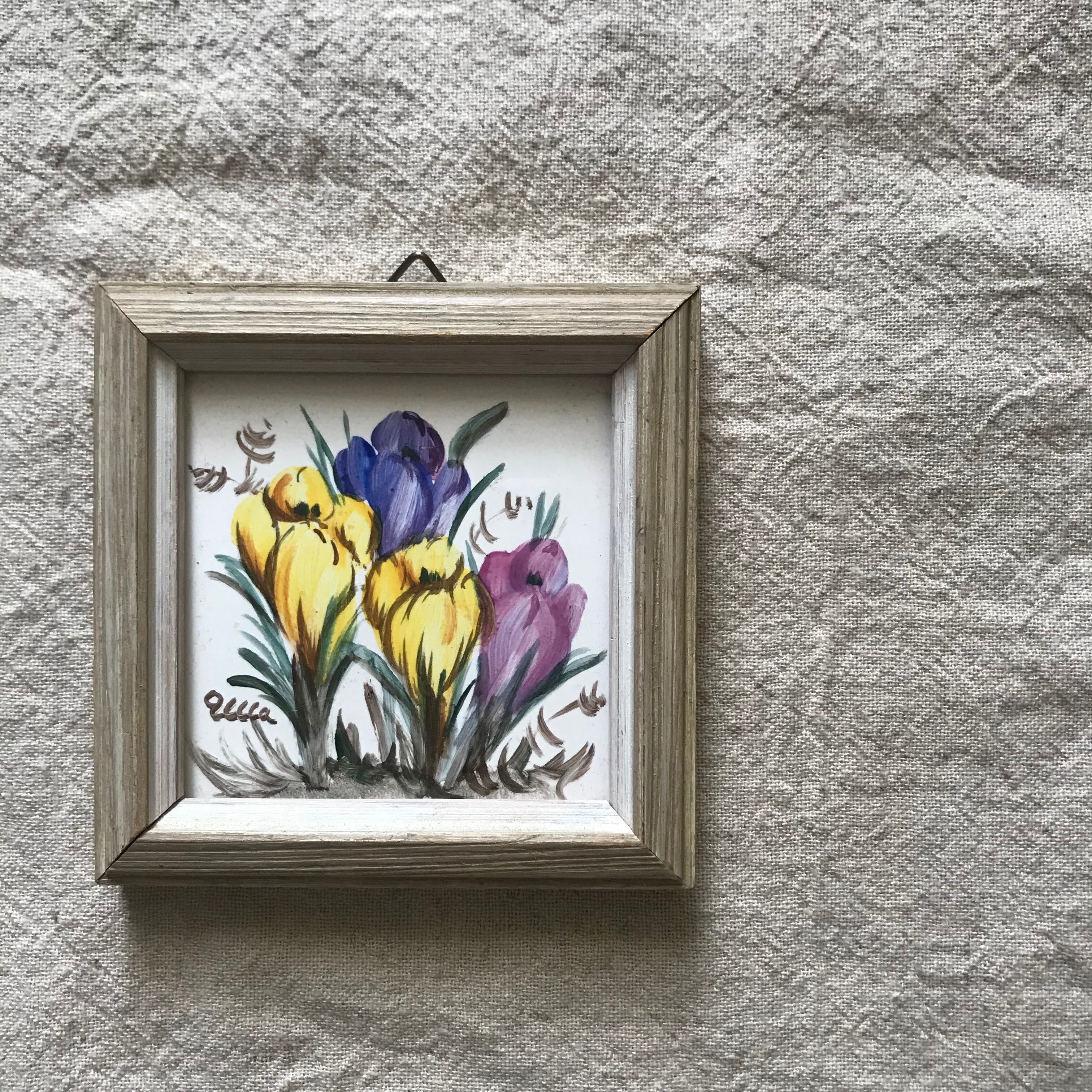 額入りのお花のタイル2