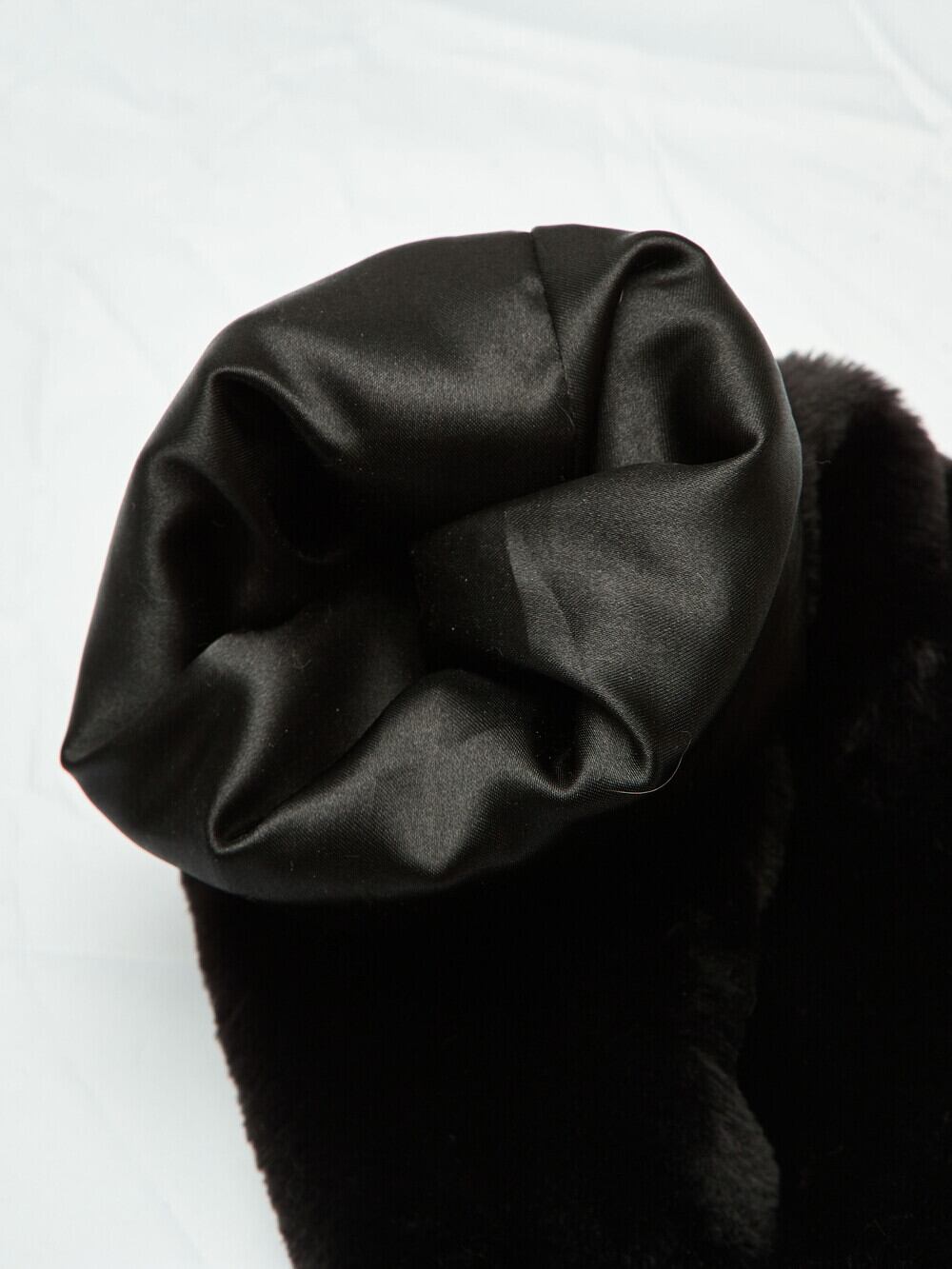 SHUSHU CHERRY] ♥ BABY CHERRY LEG WARMER ♥ (black) 正規品 韓国