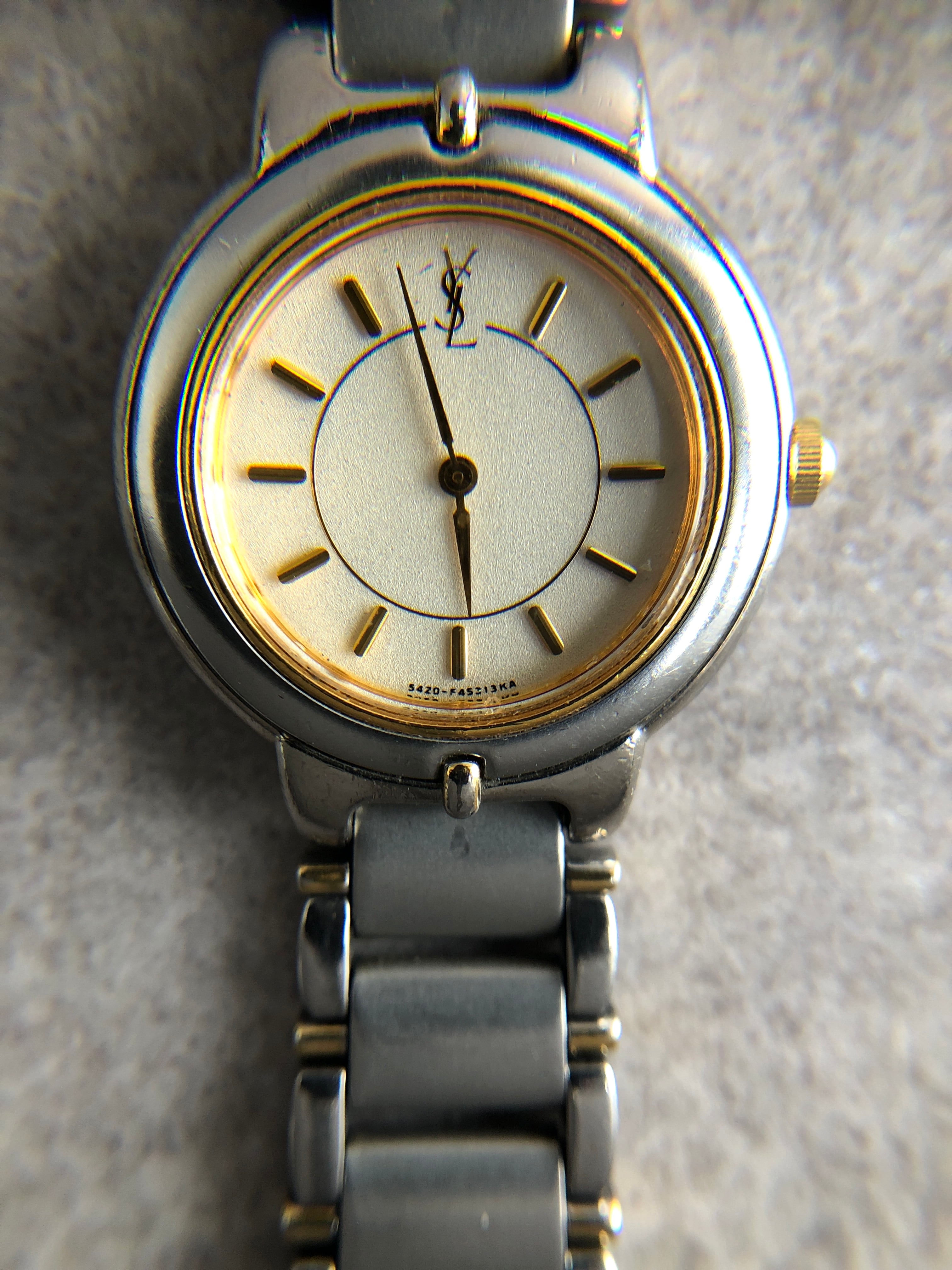 Yves Saint Laurent イヴ・サンローラン 腕時計 シルバー ステンレス