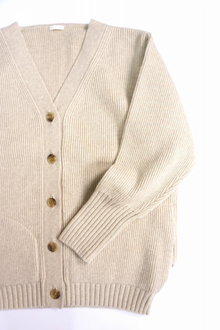 Hand Framed V-Neck C/D