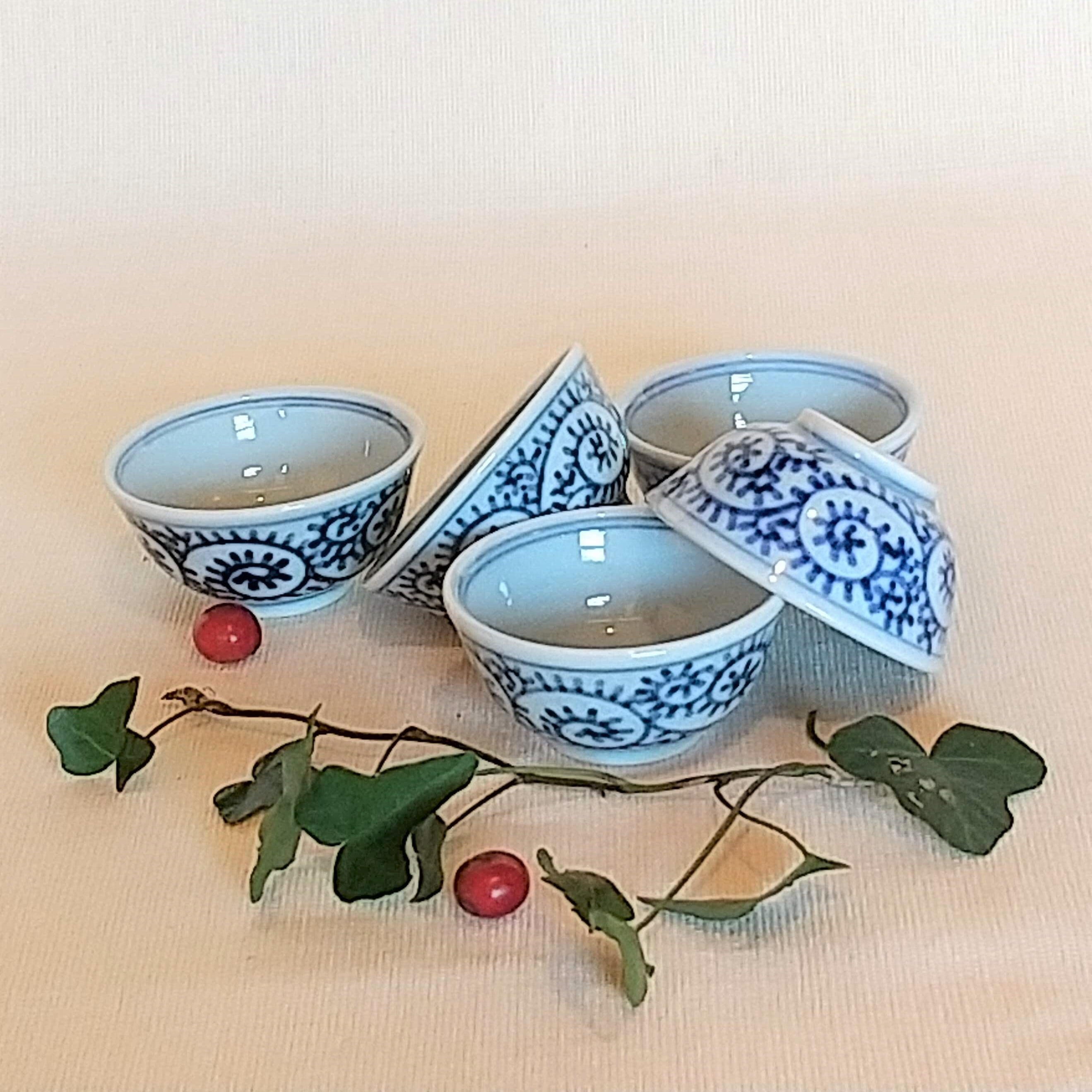 伐太郎窯 染付 蛸唐草 盃 | 有田焼作家の作品が買えるお店 ギャラリー器楽