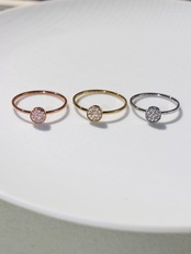 Circle stone ring