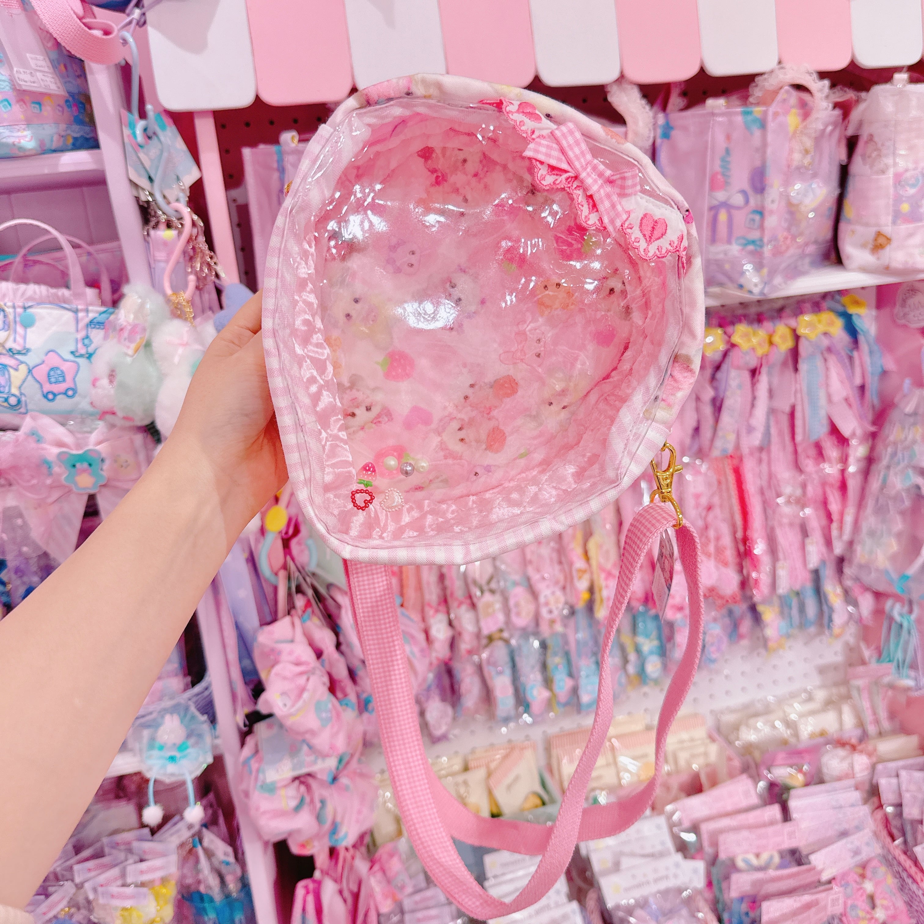 【F1】78-5いちご型ぬいぐるみショルダーバッグ