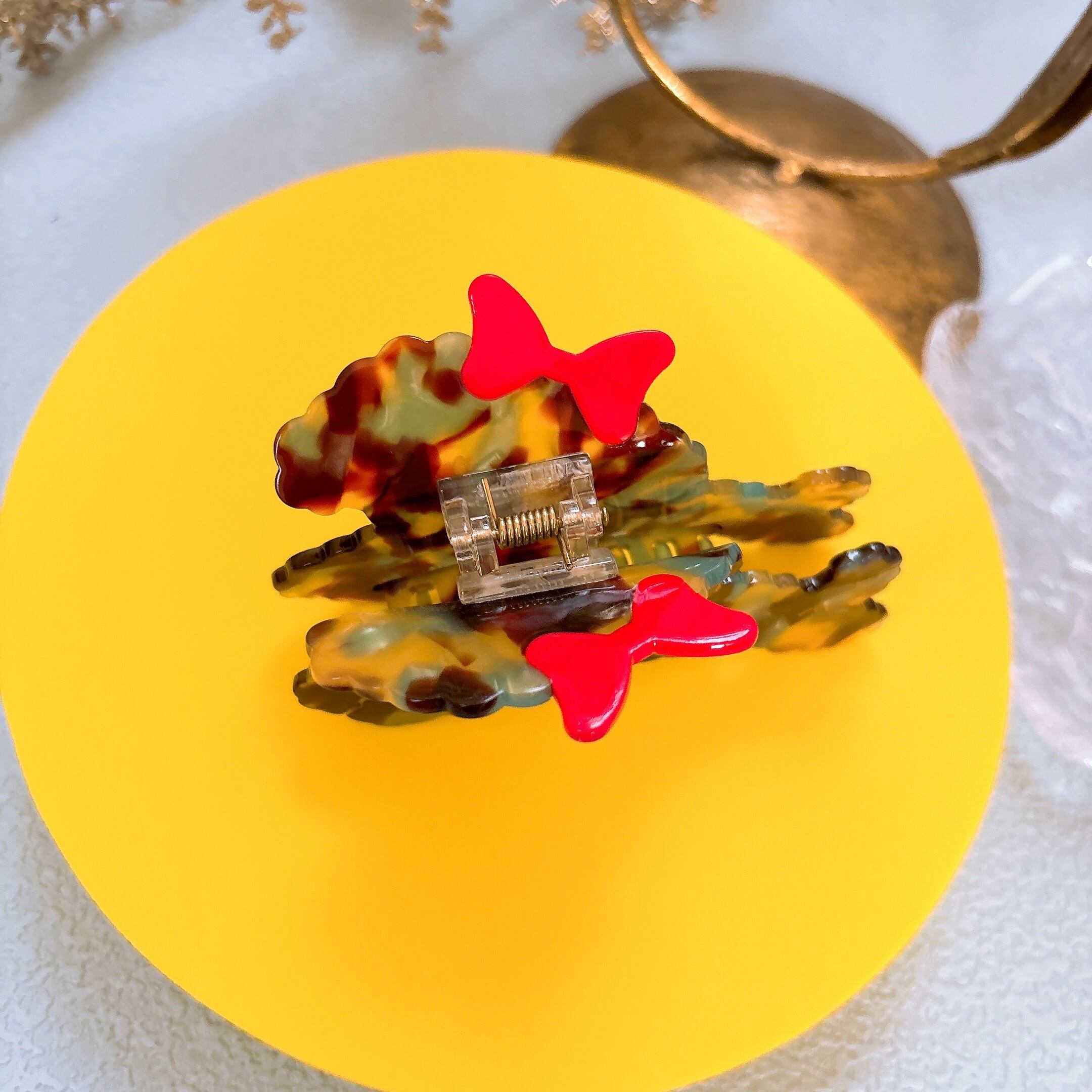 おめかしプードル ヘアクリップ | 動物や生き物のヘアアクセサリー屋