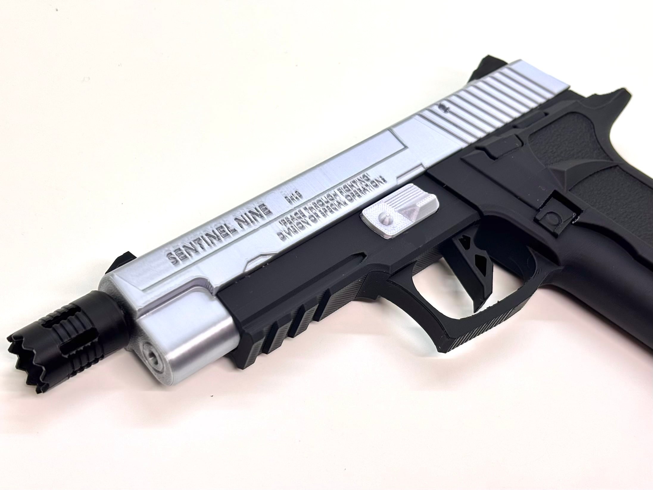 RE4 Sentinel Nine センチネルナイン(金属なし、可動なし） | 3D Bear