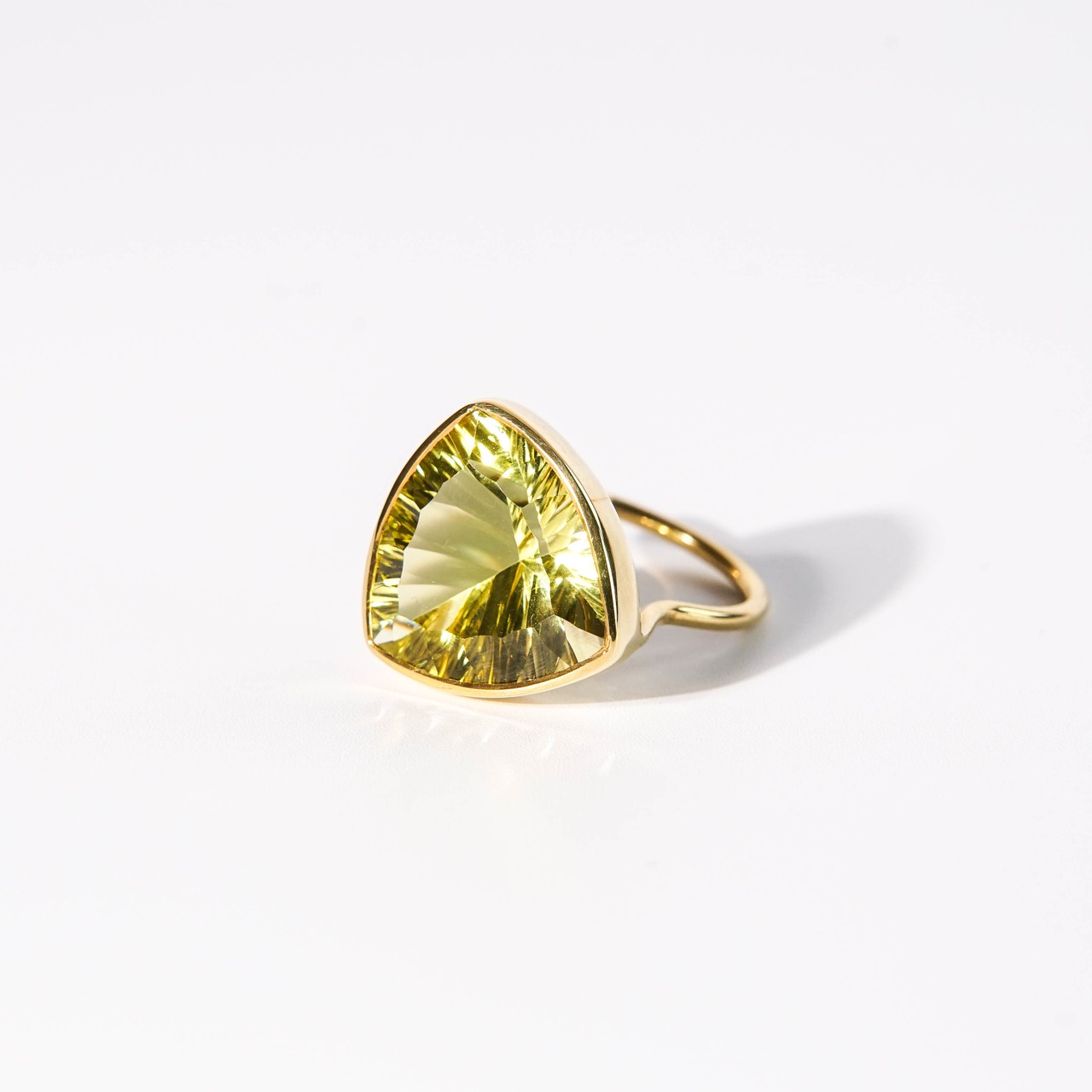 【13号】グリーンゴールドレモンクォーツ リング（グラン）