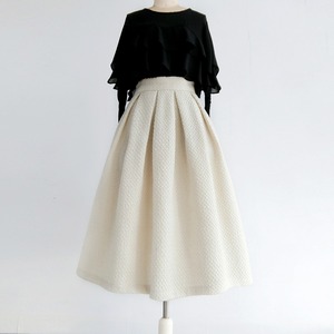 ホワイトツイードスカート　2321