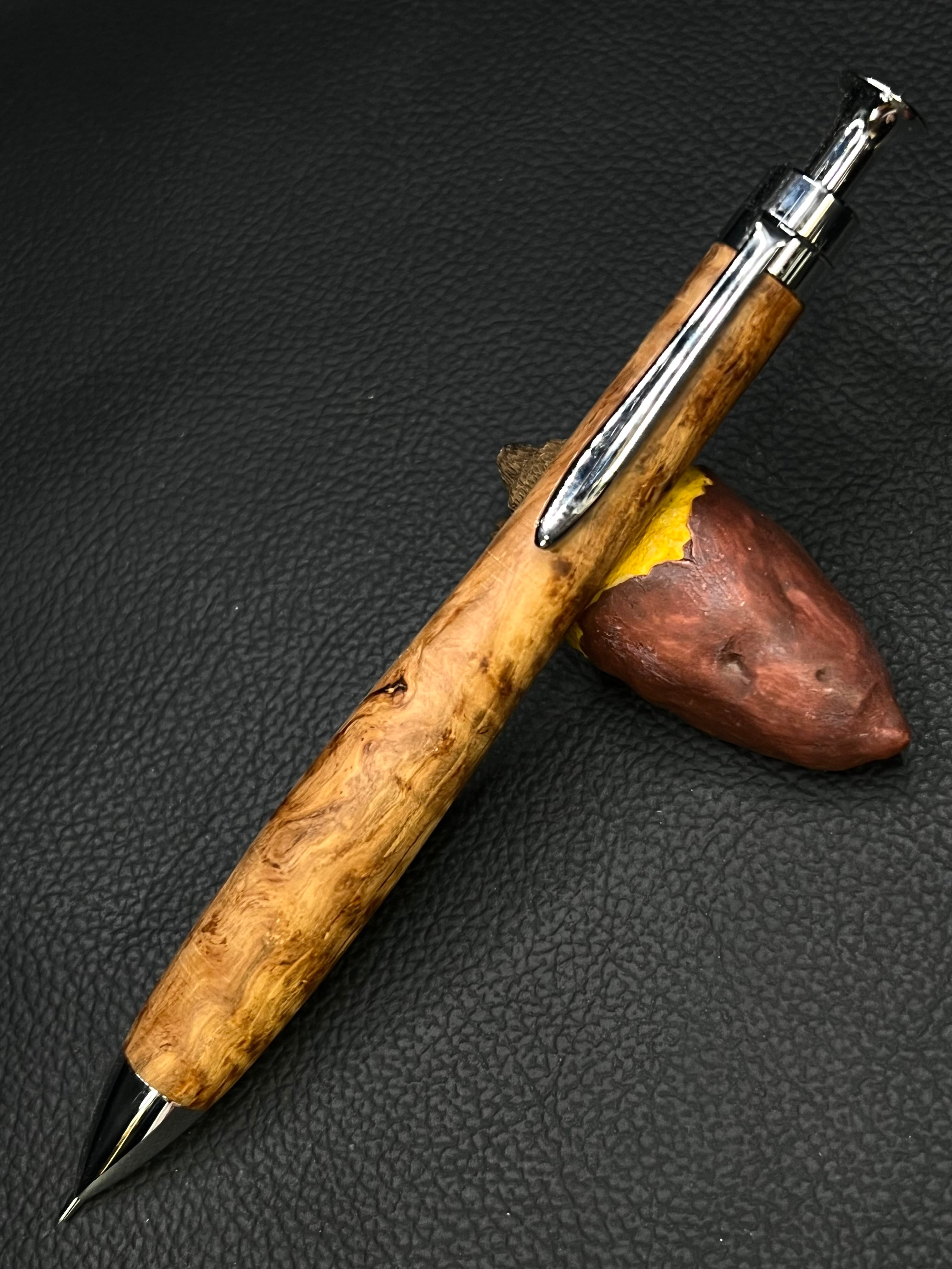 チ*コ様 工房楔とコブタ工房のペン 工房 楔 0.5mm シャープペンシル コルタ楔 チューリップウッド | ペン