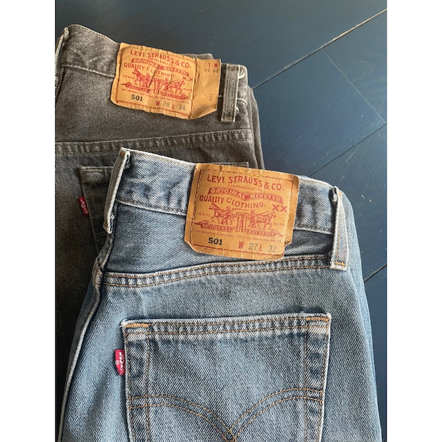 US Levis501 W27