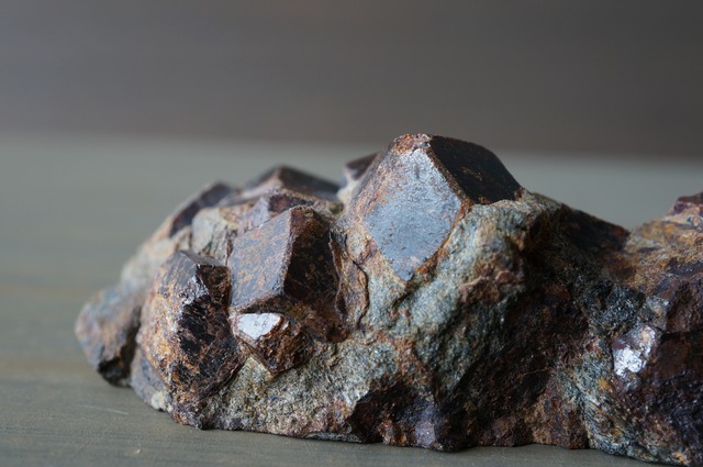 アンドラダイト・ガーネット Andradite Garnet 787