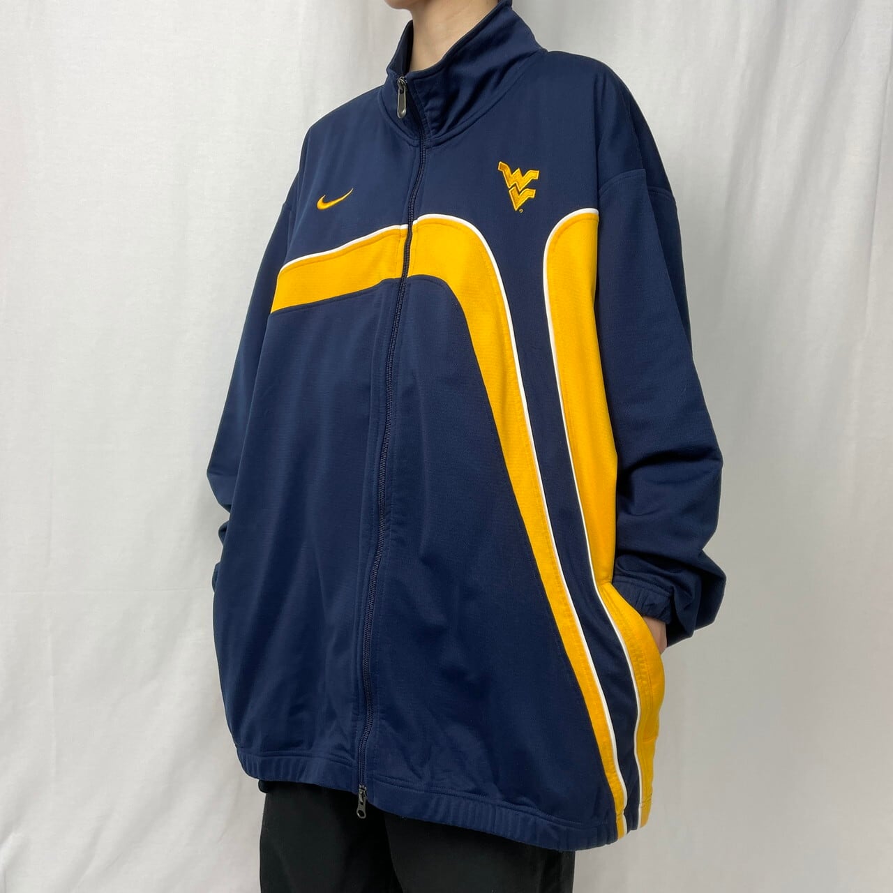 90~00年代 NIKE TEAM ナイキ チーム WEST VIRGINIA ジャージ トラックジャケット メンズ2XL 古着 スウォッシュロゴ  切り替えデザイン イエロー ネイビー 黄色 紺色【ジャージ・トラックジャケット】 | cave 古着屋【公式】古着通販サイト