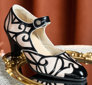 ウィッチズ・ウィスパー　ストラップシューズ　ハイヒールタイプ　M25061