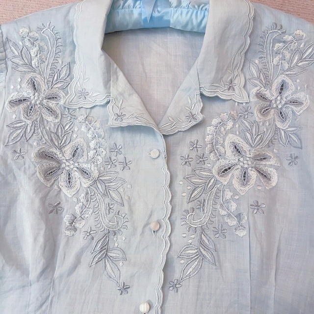 light blue flower embroidery blouse