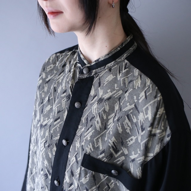 switching pattern and antique button design band-collar over silhouette shirt
