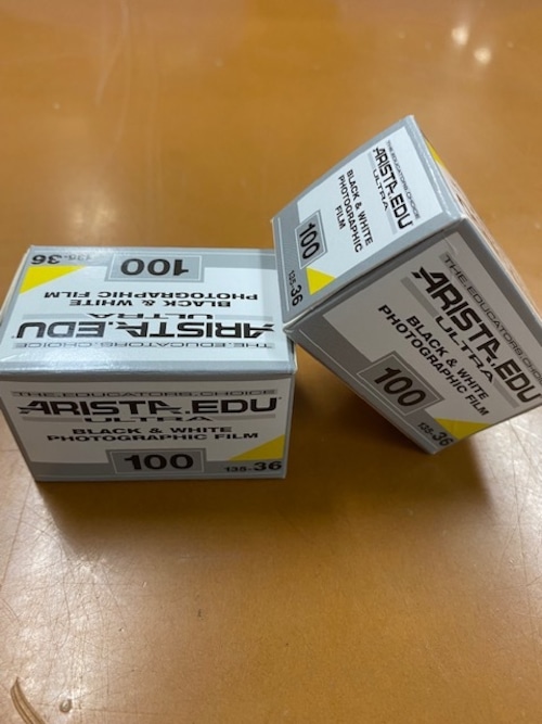 Arista EDU Ultra 白黒フィルムISO100, 35mm x 36枚