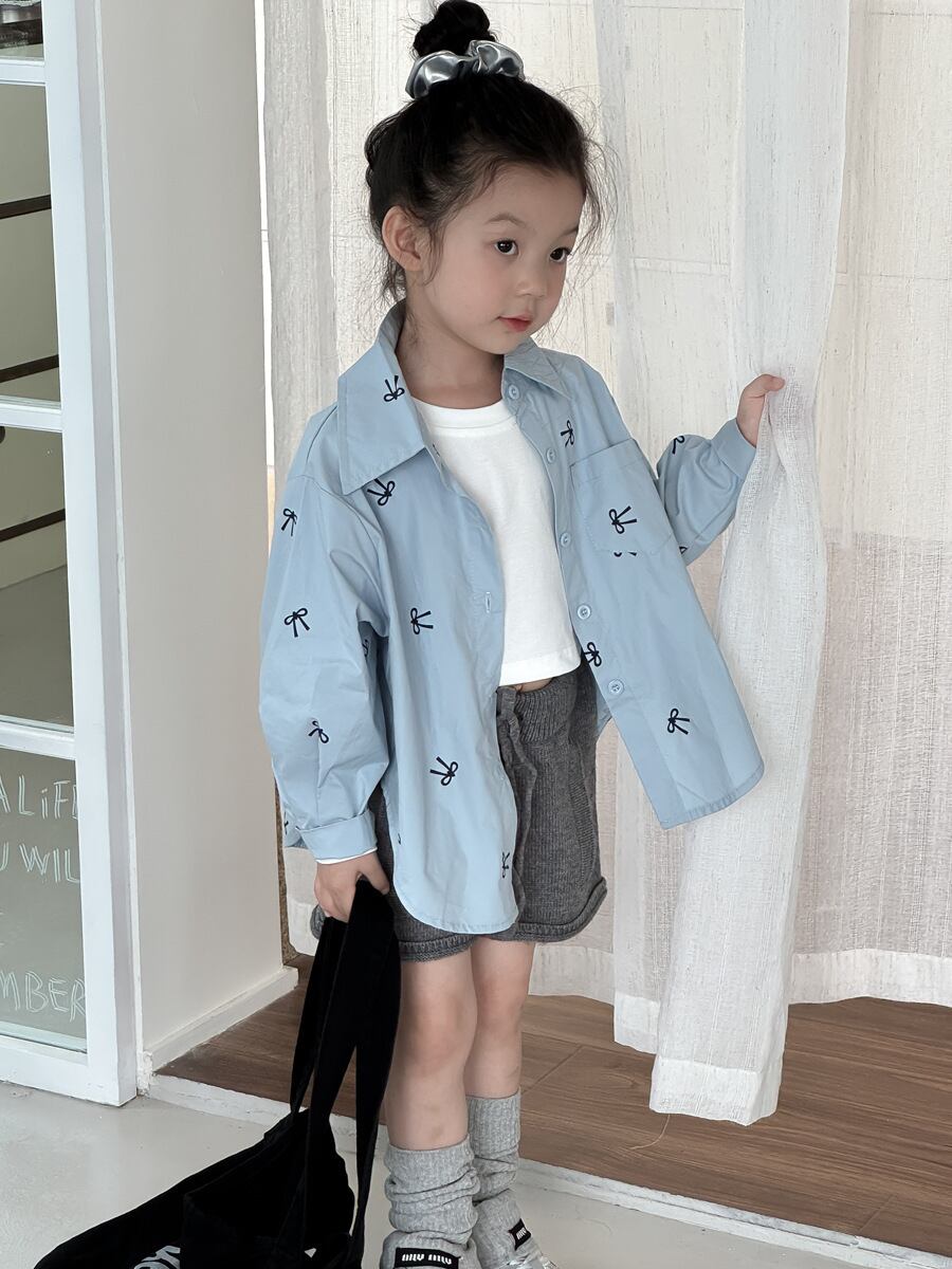 リボンプリントシャツ