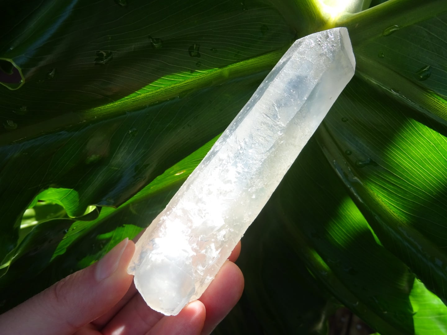 ファントムクォーツ（山入水晶） | 虹石屋