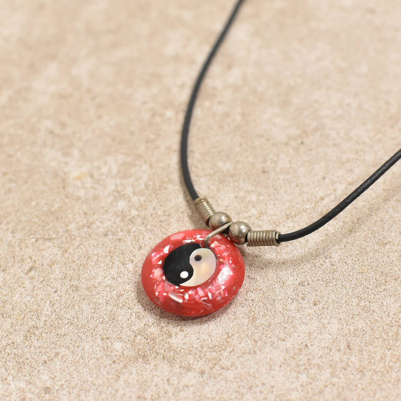 Vintage Yin Yang pendant | 古着屋 grin days memory 【公式】古着 ...