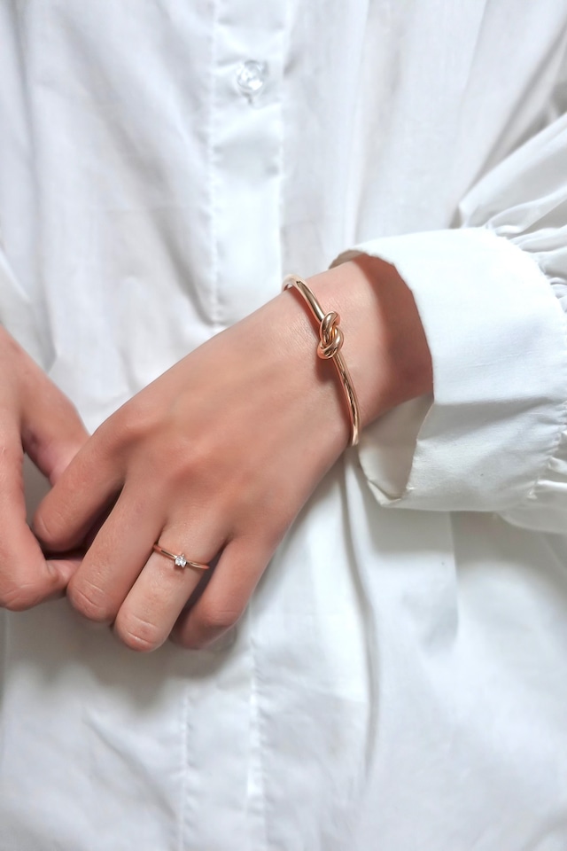 knot bangle