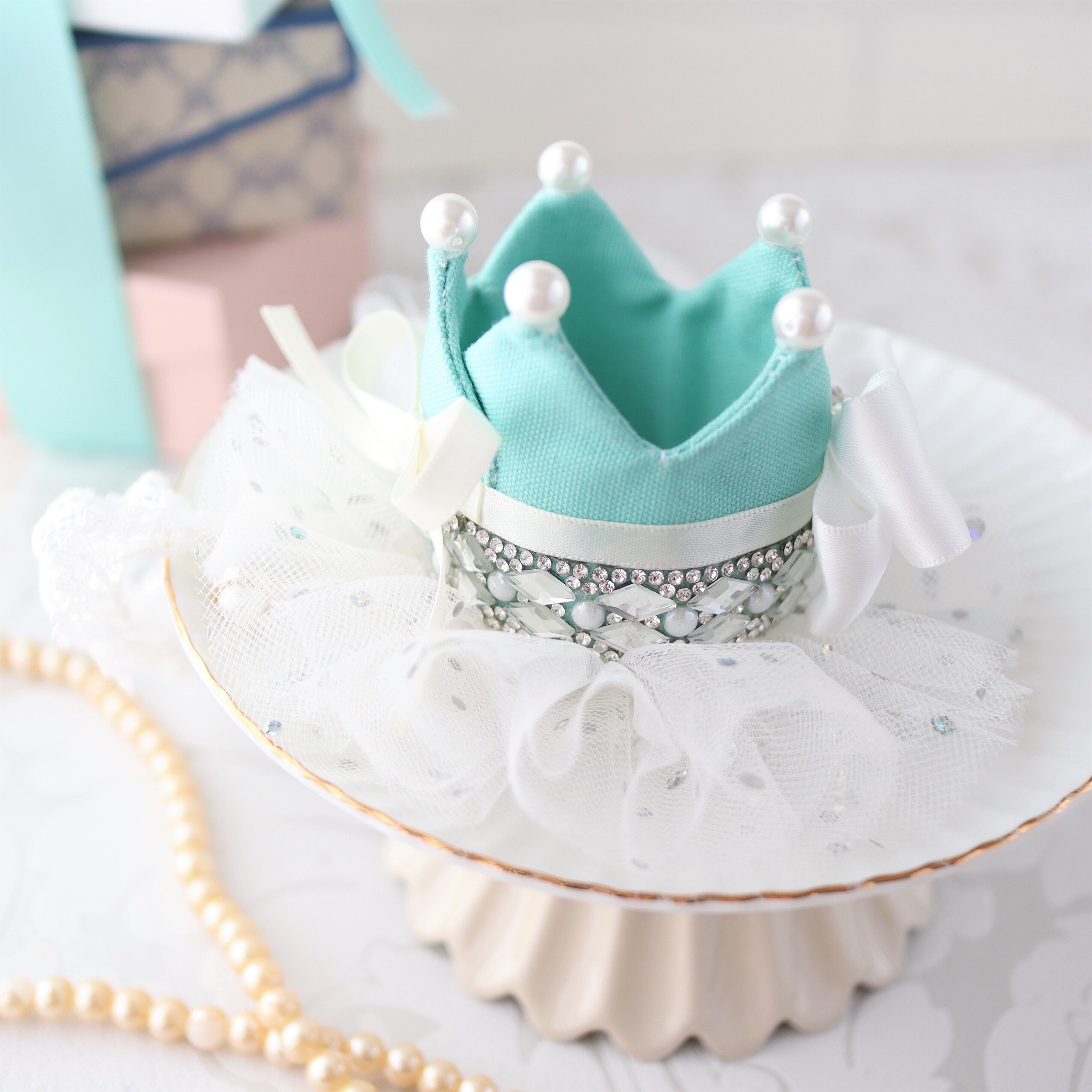 mint blue crown/ボリュームチュール付き 誕生日の記念に ♪王冠