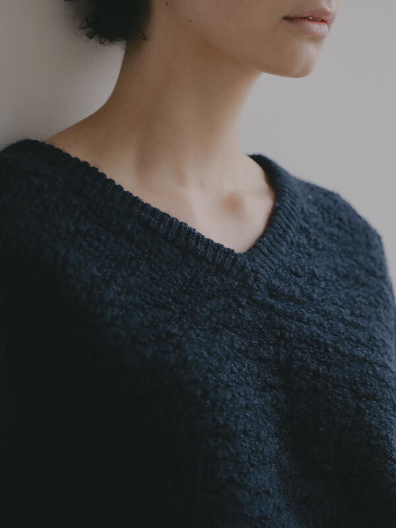 ETRE TOKYO バンピーストールニットプルオーバー 2色展開