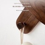 木製フック 飛行機モチーフ 壁掛け収納 ナチュラルインテリア 見せる収納 おしゃれ収納 子ども部屋インテリア 玄関収納 コードフック 木のある暮らし インテリア雑貨 空間づくり 北欧インテリア 韓国インテリア シンプルライフ 暮らしを楽しむ おしゃれな部屋 雑貨好き 収納アイデア 木目デザイン